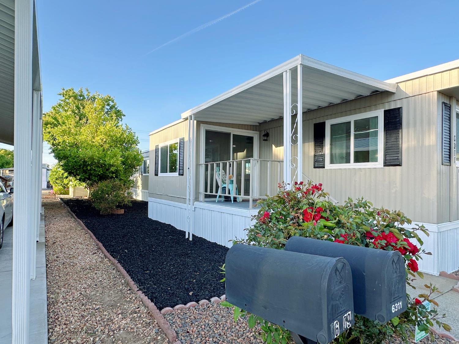Detail Gallery Image 1 of 14 For 6311 Convention Ln 100, Sacramento,  CA 95828 - 2 Beds | 2 Baths