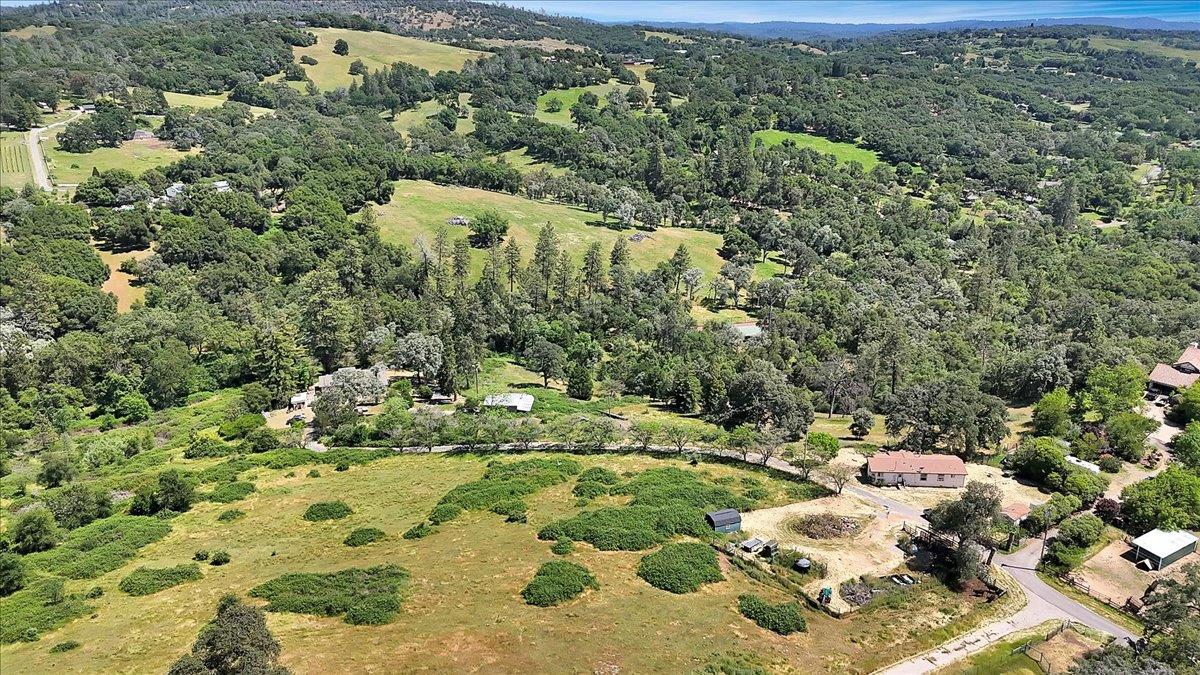 Detail Gallery Image 81 of 92 For 17657 Crest Rd, Grass Valley,  CA 95949 - 3 Beds | 2 Baths
