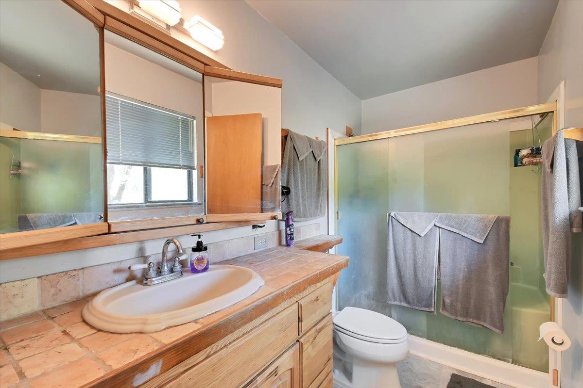 Detail Gallery Image 34 of 92 For 17657 Crest Rd, Grass Valley,  CA 95949 - 3 Beds | 2 Baths