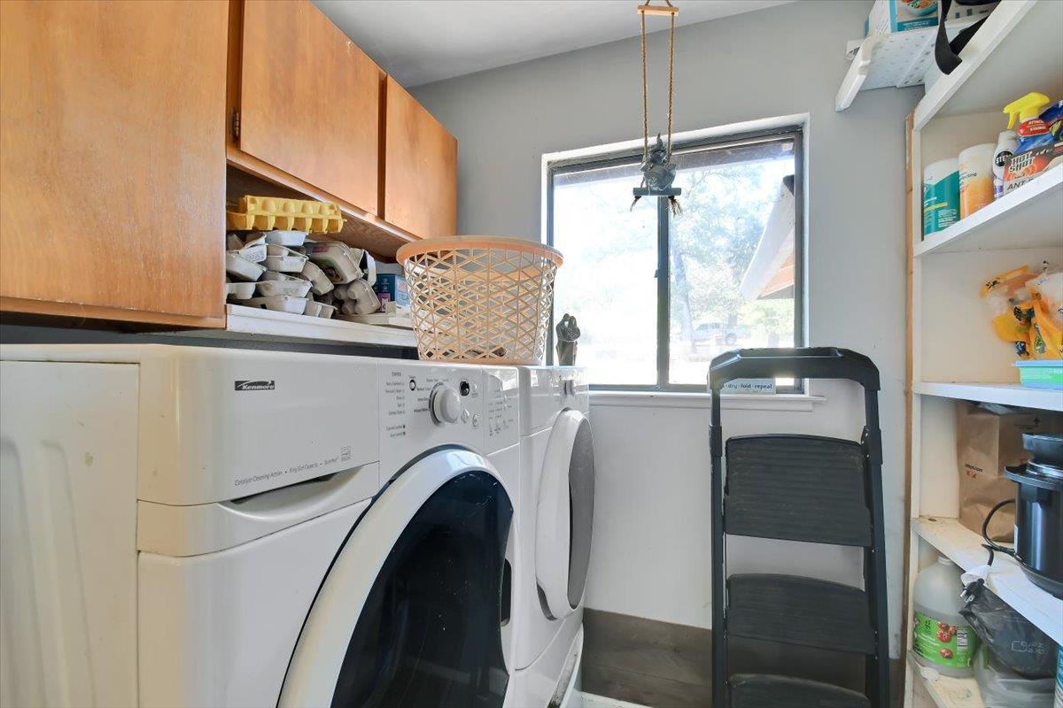 Detail Gallery Image 19 of 92 For 17657 Crest Rd, Grass Valley,  CA 95949 - 3 Beds | 2 Baths