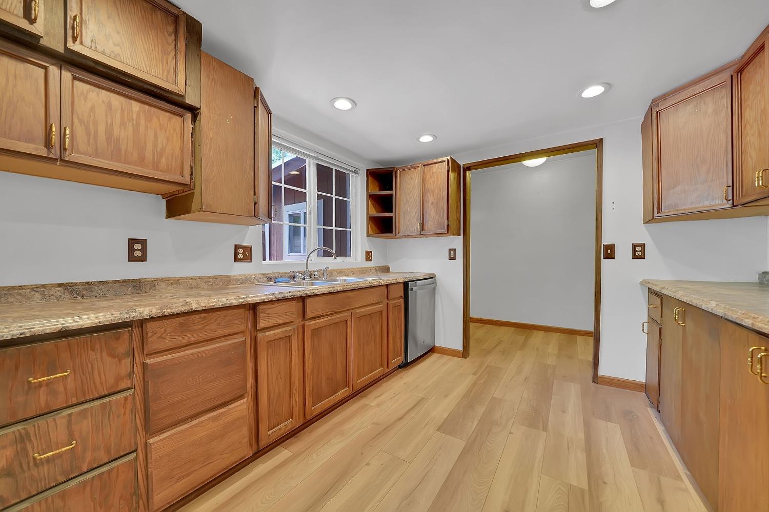 Detail Gallery Image 7 of 37 For 16565 Prospect Pl 116, Pioneer,  CA 95666 - 3 Beds | 2 Baths
