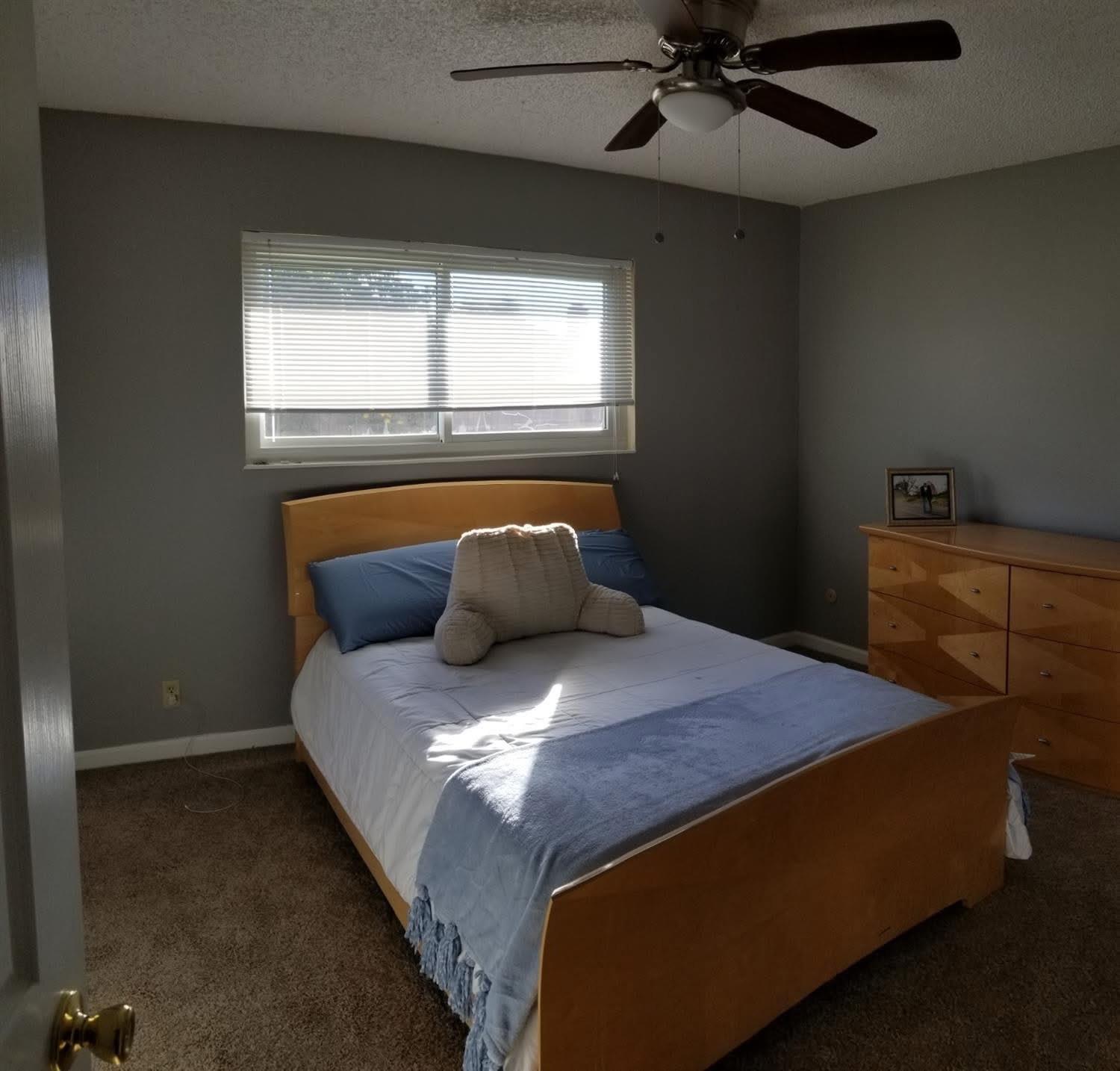 Detail Gallery Image 9 of 14 For 220 Hacienda, Woodland,  CA 95695 - 3 Beds | 2 Baths