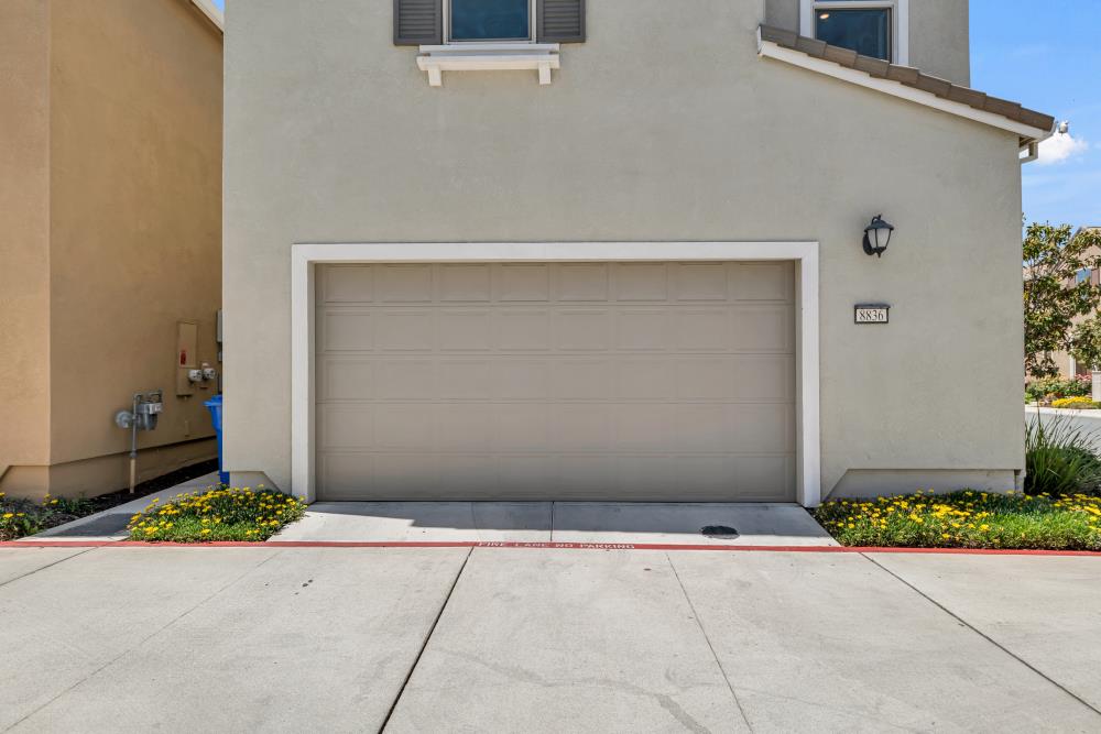 Detail Gallery Image 4 of 47 For 8836 Solo Way, Elk Grove,  CA 95757 - 3 Beds | 2/1 Baths