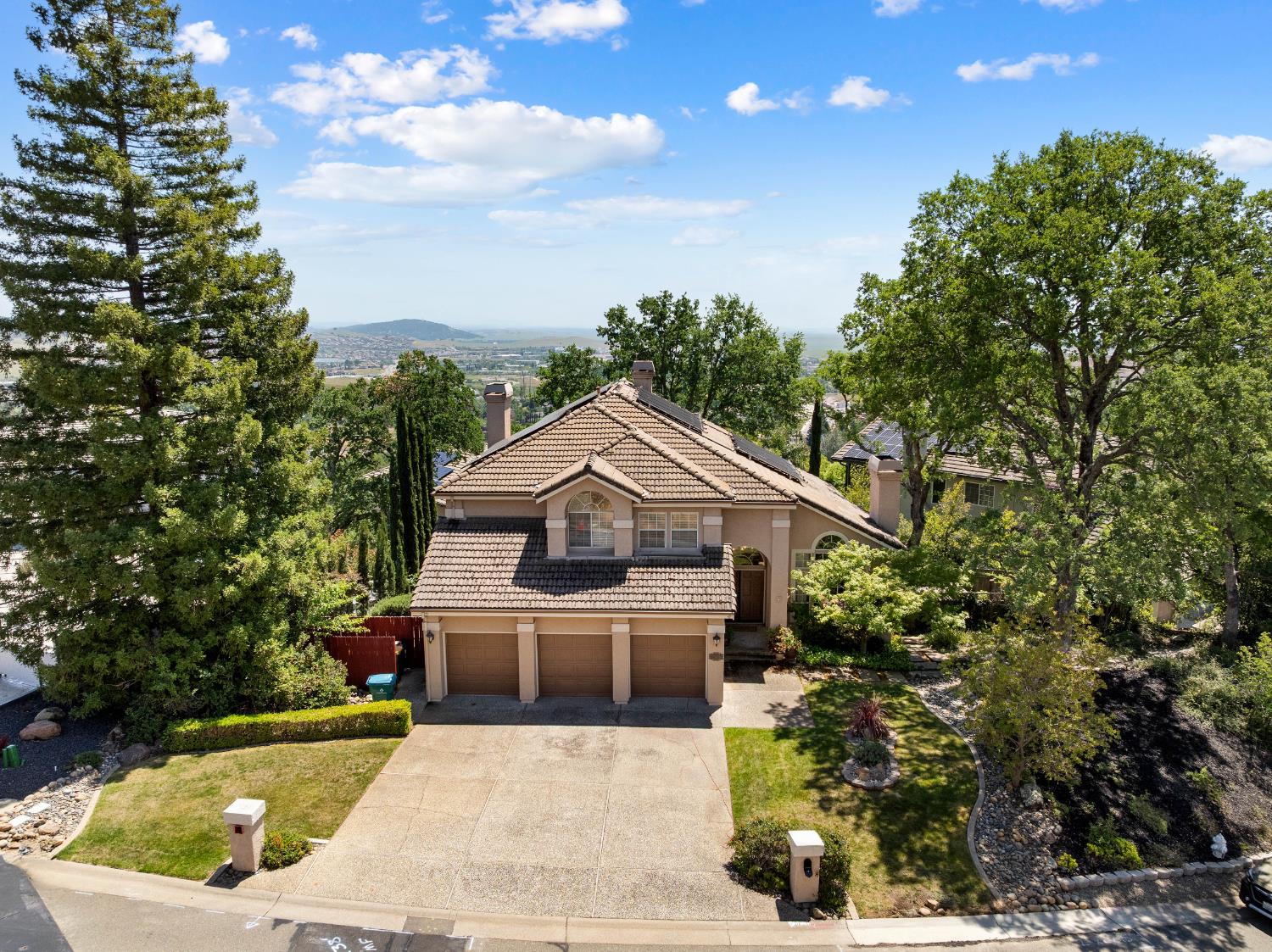 Roble Court, El Dorado Hills, California image 48