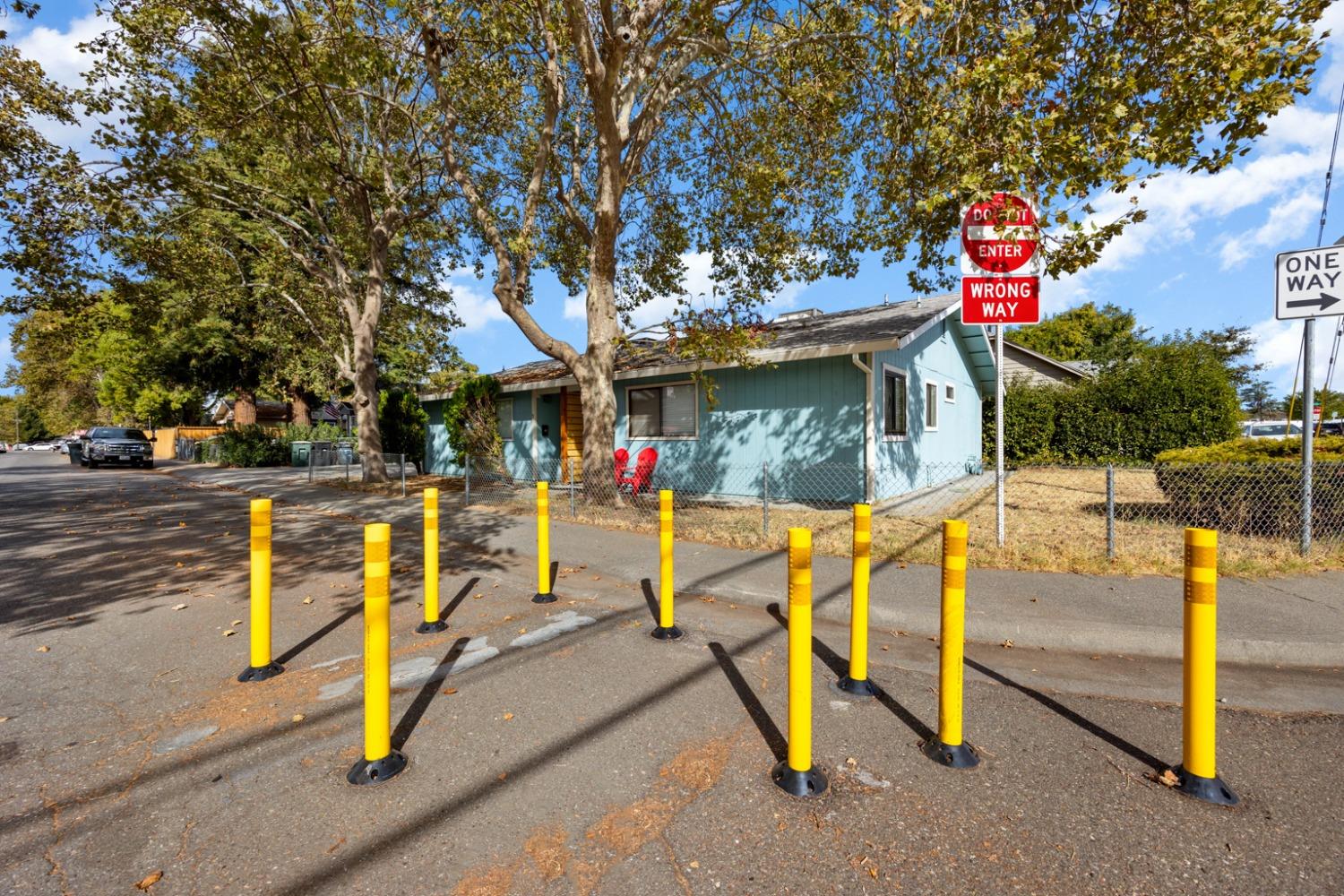 B Street, Roseville, California image 2