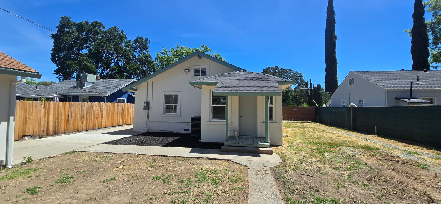 Detail Gallery Image 53 of 59 For 3129 Judah St, Sacramento,  CA 95815 - 2 Beds | 2 Baths