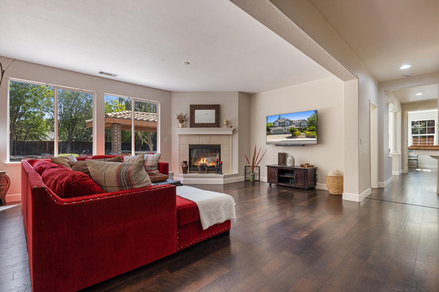 Detail Gallery Image 21 of 67 For 2550 Garazi, Tracy,  CA 95304 - 5 Beds | 3/2 Baths
