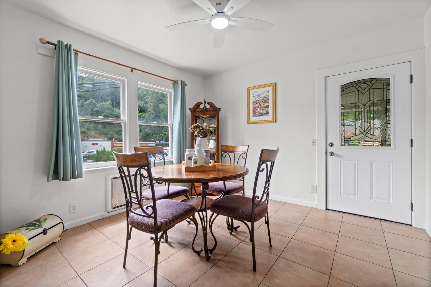 Detail Gallery Image 15 of 37 For 700 Canal St, Placerville,  CA 95667 - 3 Beds | 2 Baths