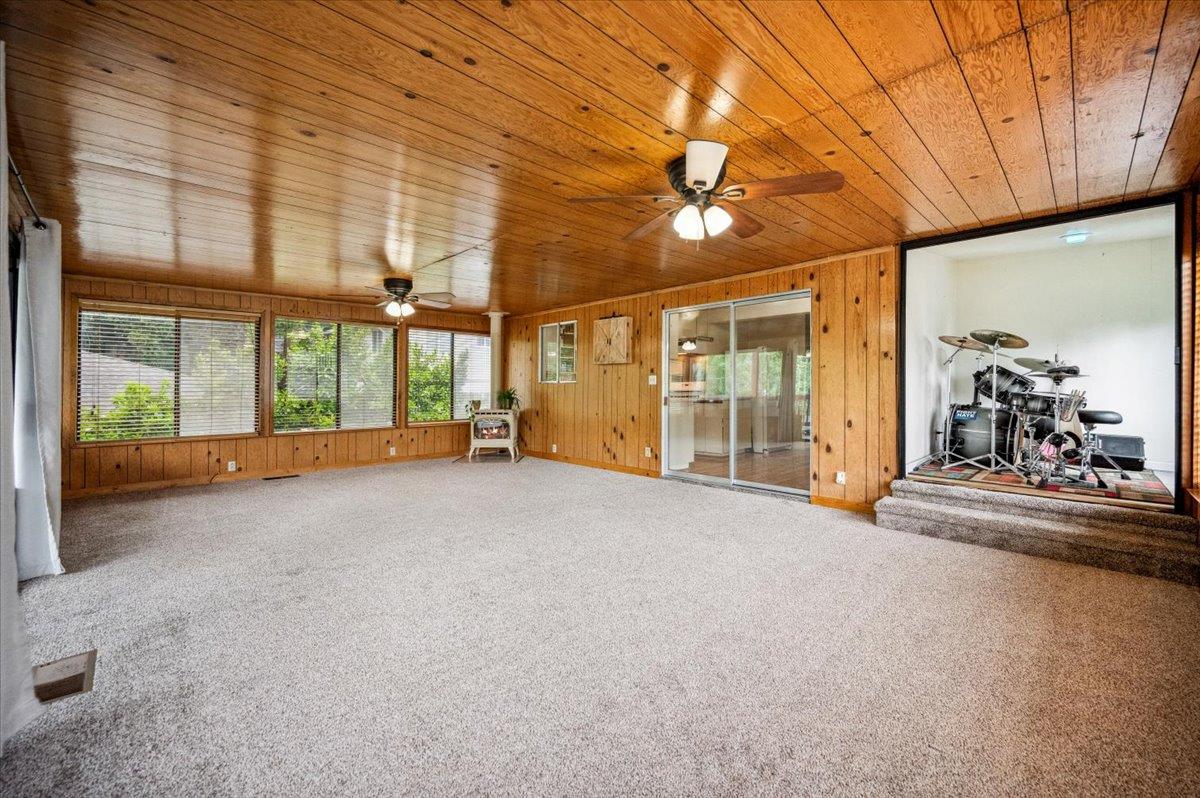 Detail Gallery Image 6 of 43 For 407 Chapel St, Grass Valley,  CA 95945 - 3 Beds | 2 Baths