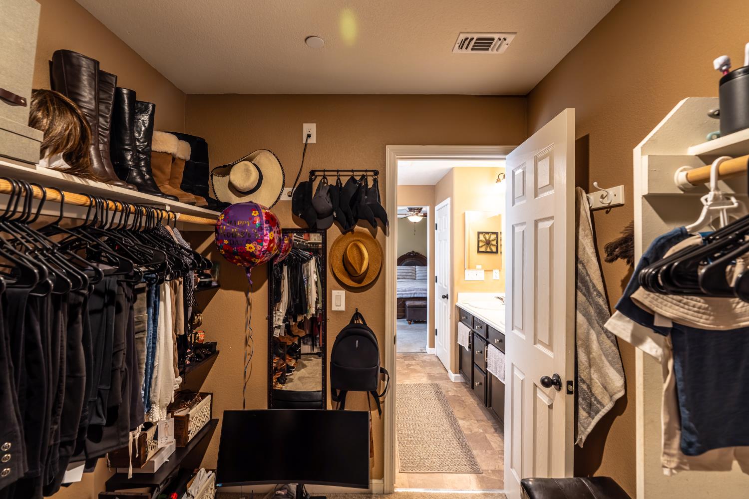 Detail Gallery Image 45 of 52 For 5271 Cloud Crest Way, Sacramento,  CA 95835 - 3 Beds | 2/1 Baths