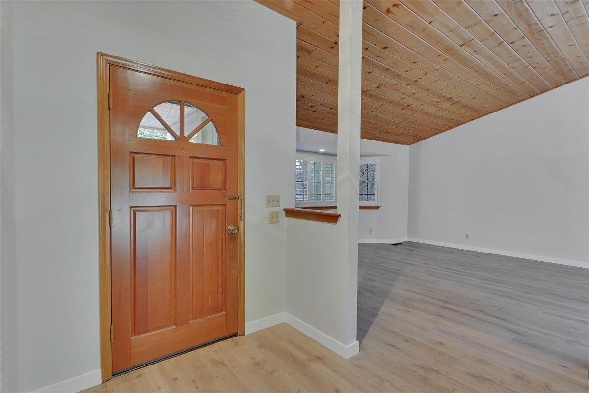 Detail Gallery Image 14 of 75 For 13901 Lake Wildwood Dr, Penn Valley,  CA 95946 - 3 Beds | 2 Baths