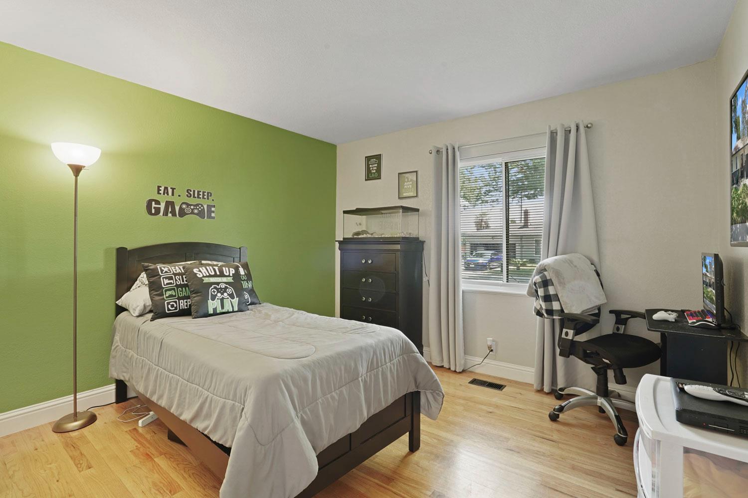 Detail Gallery Image 25 of 34 For 217 E Mayfair Ave, Stockton,  CA 95207 - 3 Beds | 2 Baths
