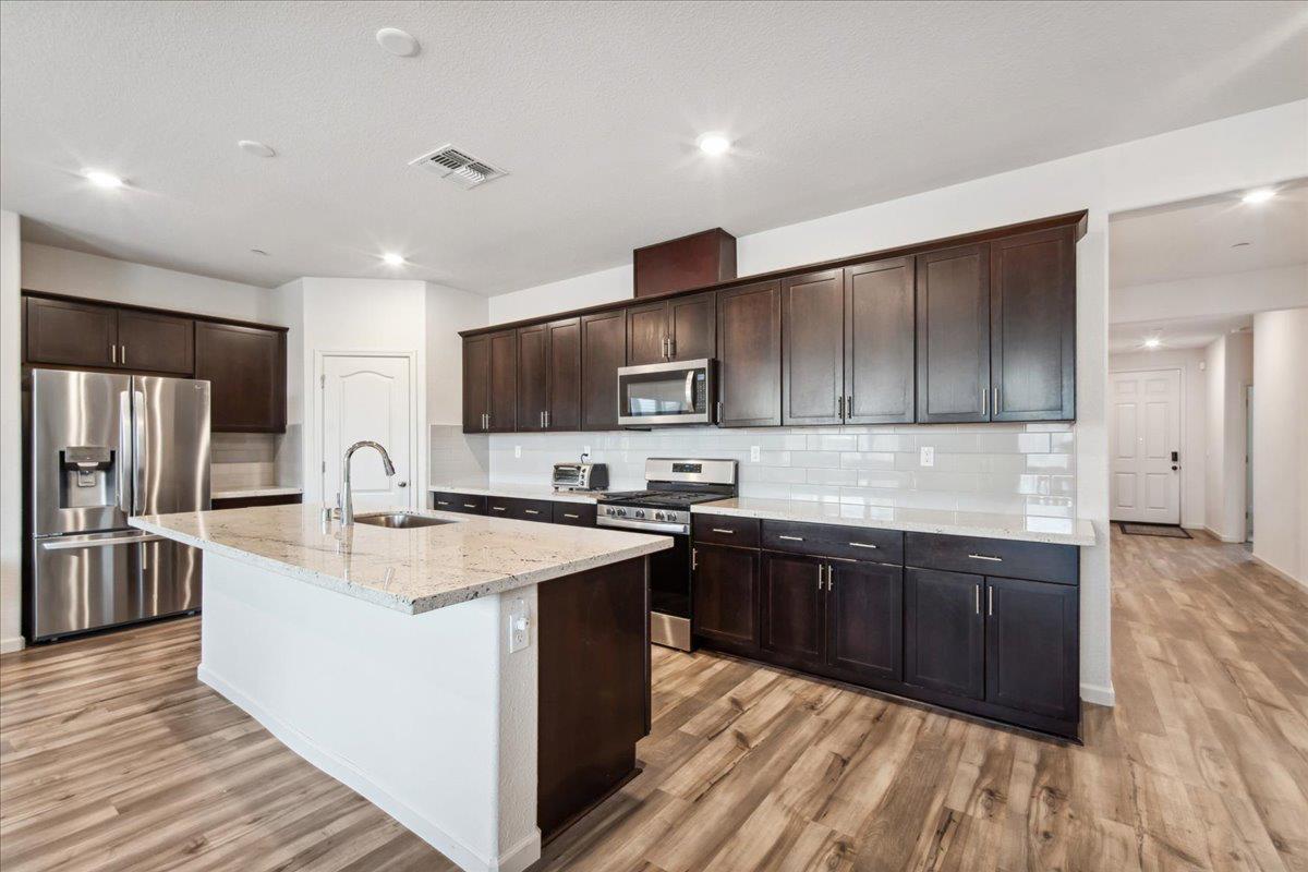 Kadel Court, Lincoln, California image 21