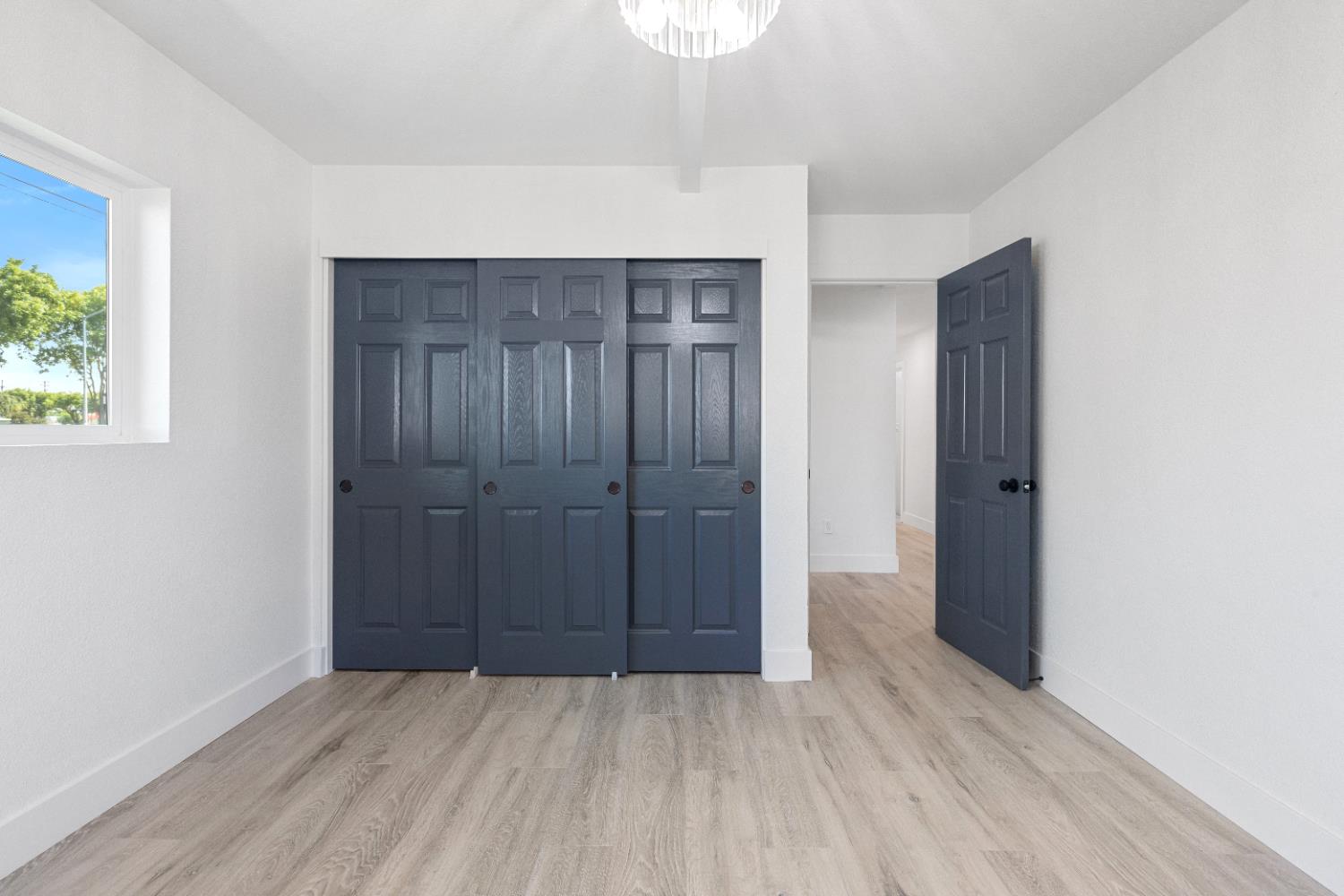 Detail Gallery Image 19 of 40 For 2124 Scenic Dr, Modesto,  CA 95355 - 4 Beds | 3/1 Baths