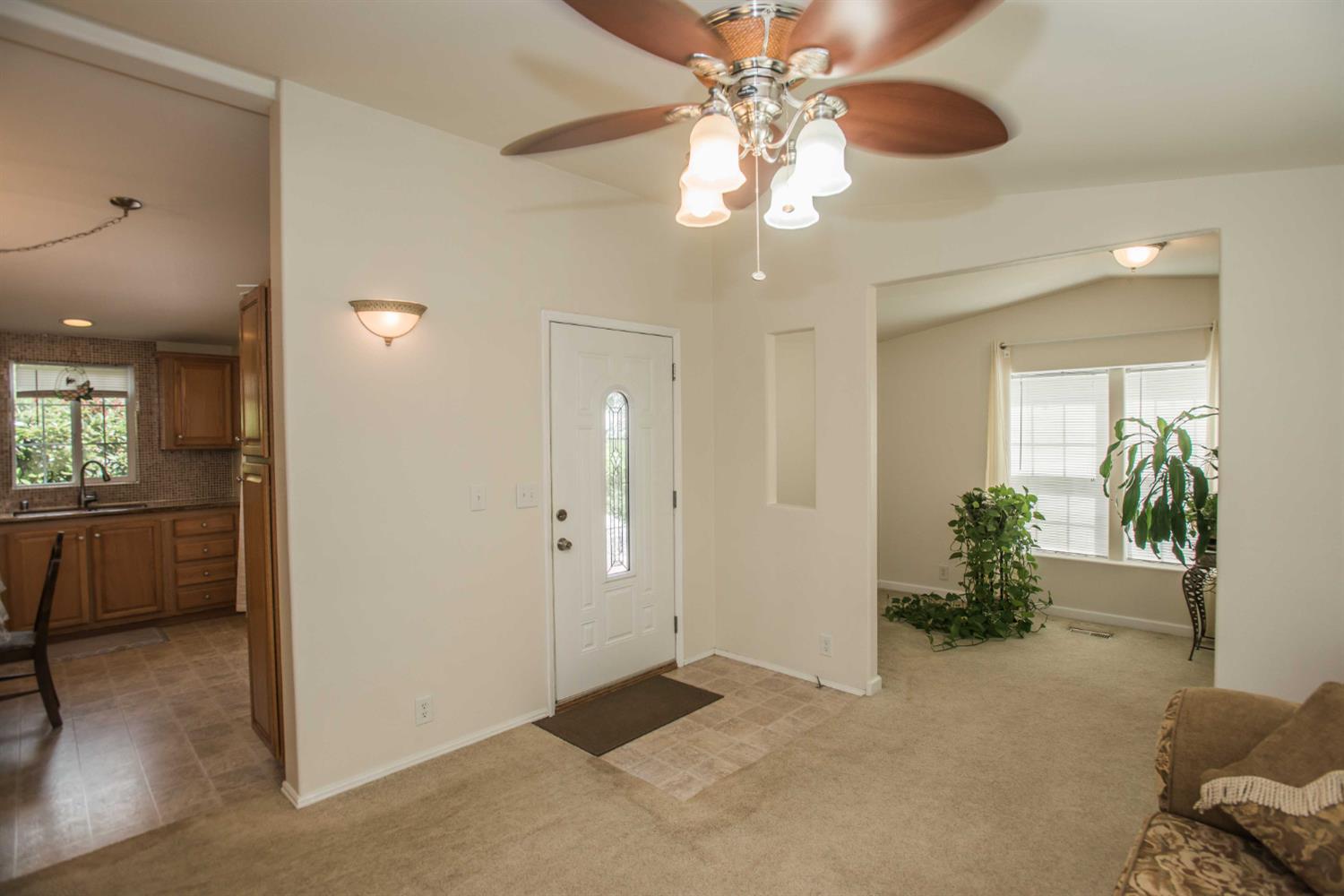 Detail Gallery Image 24 of 59 For 6946 27th St, Sacramento,  CA 95822 - 3 Beds | 2 Baths