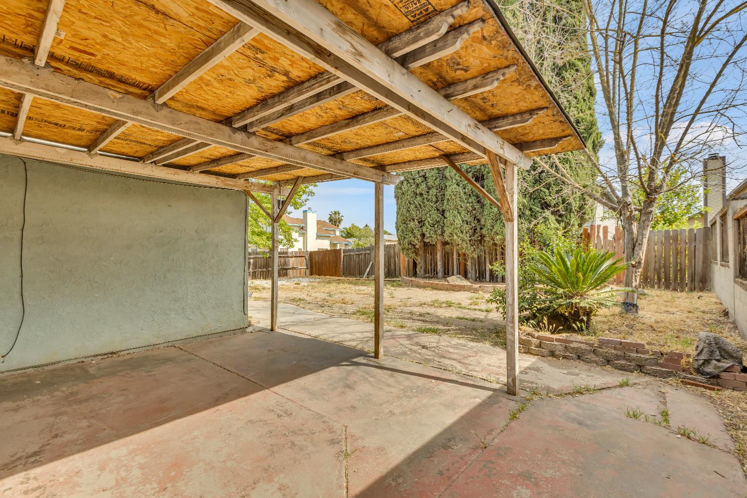 Detail Gallery Image 27 of 38 For 8401 Sunblaze Way, Sacramento,  CA 95823 - 3 Beds | 2 Baths