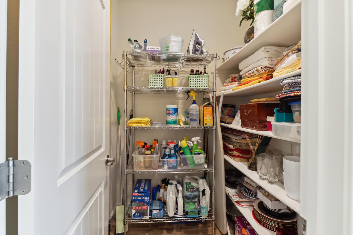 Detail Gallery Image 31 of 53 For 2024 Miekle Ave, Woodland,  CA 95776 - 3 Beds | 2/1 Baths
