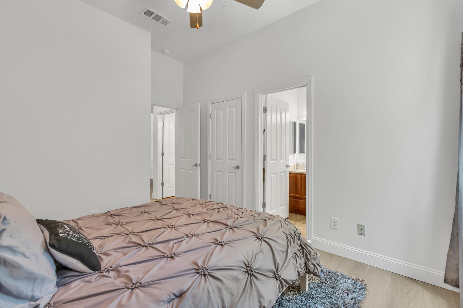 Detail Gallery Image 30 of 76 For 8530 Mandorla Cir, Orangevale,  CA 95662 - 4 Beds | 3/1 Baths