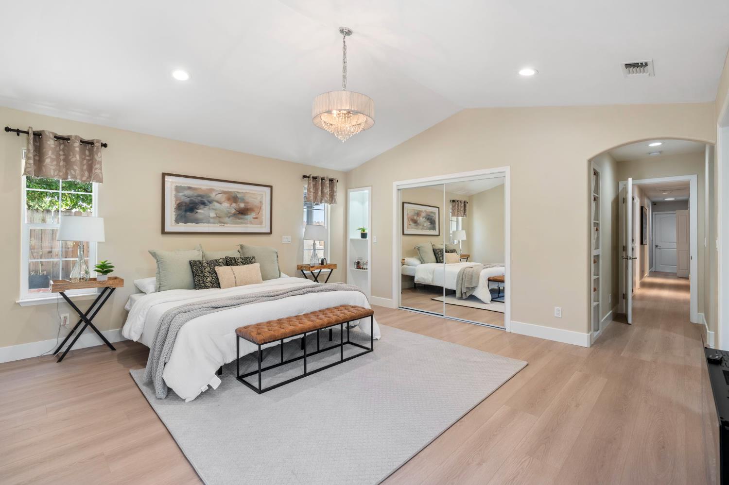 Detail Gallery Image 14 of 26 For 1406 Santa Fe Cir, Roseville,  CA 95678 - 4 Beds | 2 Baths