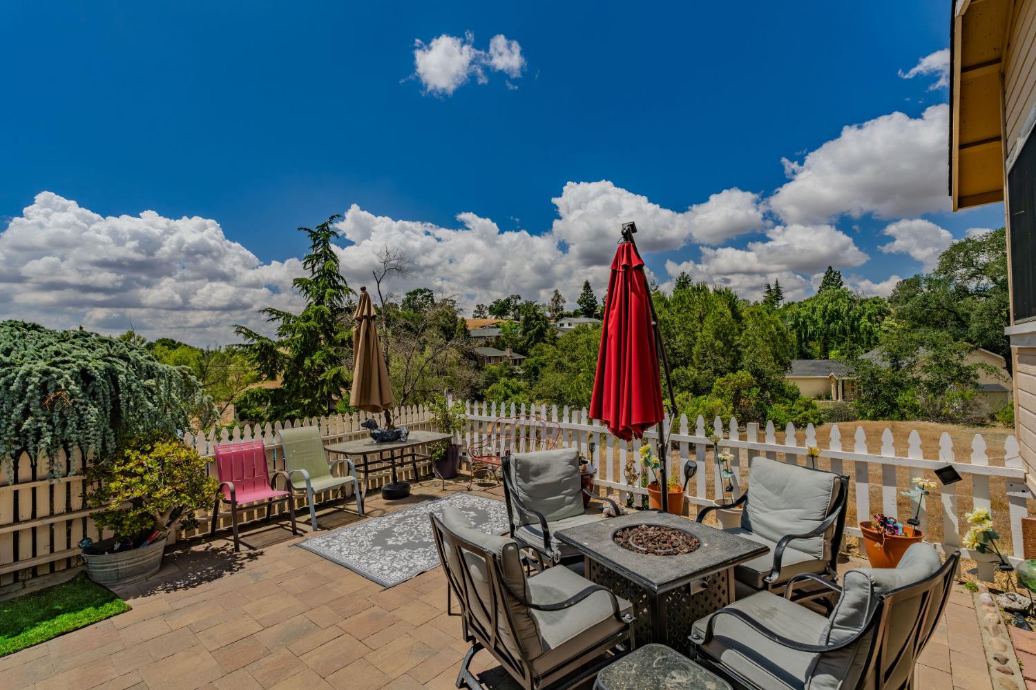 Detail Gallery Image 4 of 31 For 3685 Lakeview Dr, Ione,  CA 95640 - 3 Beds | 2 Baths