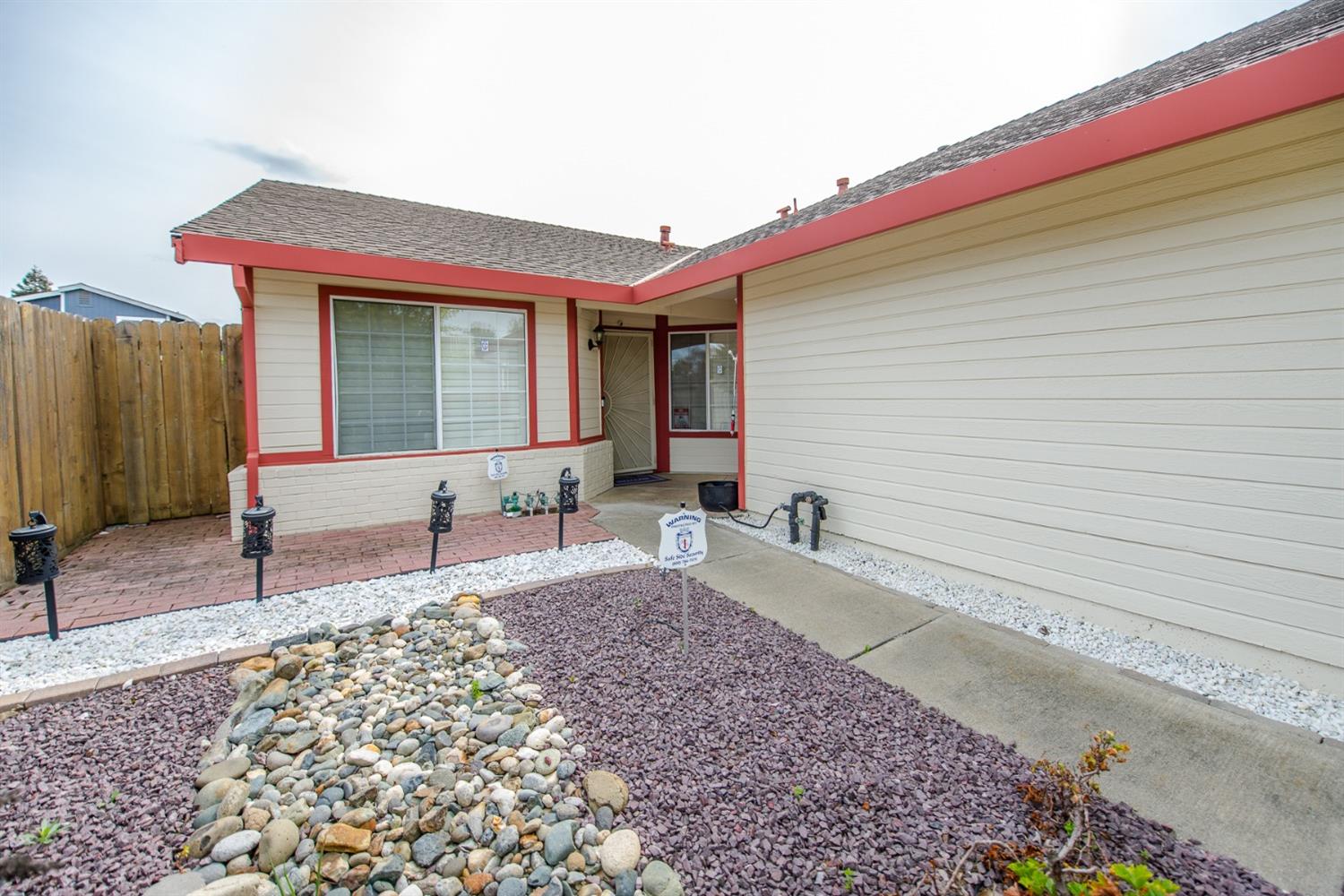 Detail Gallery Image 3 of 44 For 377 Porter St, Woodland,  CA 95695 - 3 Beds | 2 Baths