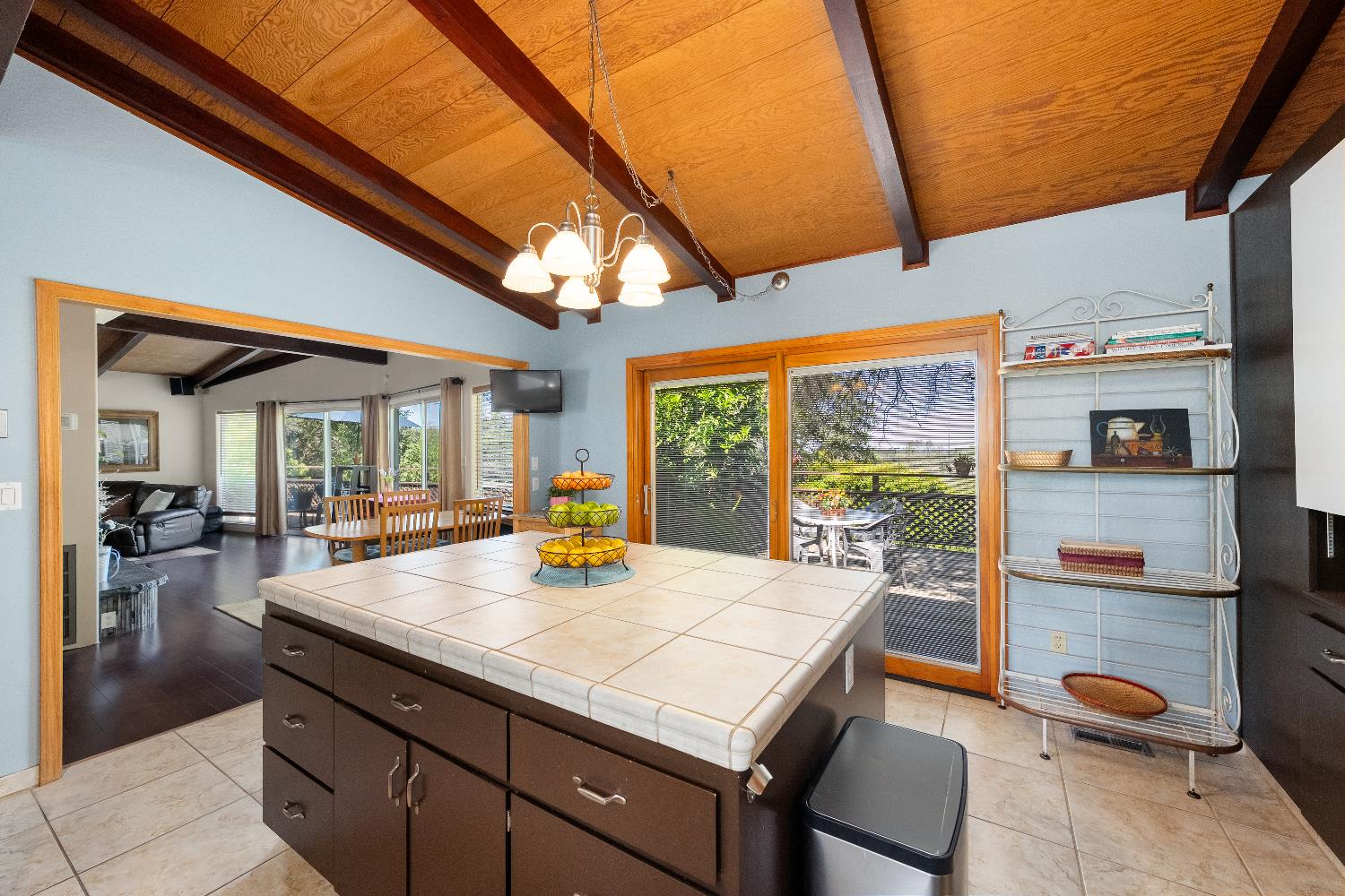 Detail Gallery Image 30 of 80 For 10100 Quail Hill Dr, Newcastle,  CA 95658 - 3 Beds | 2/1 Baths