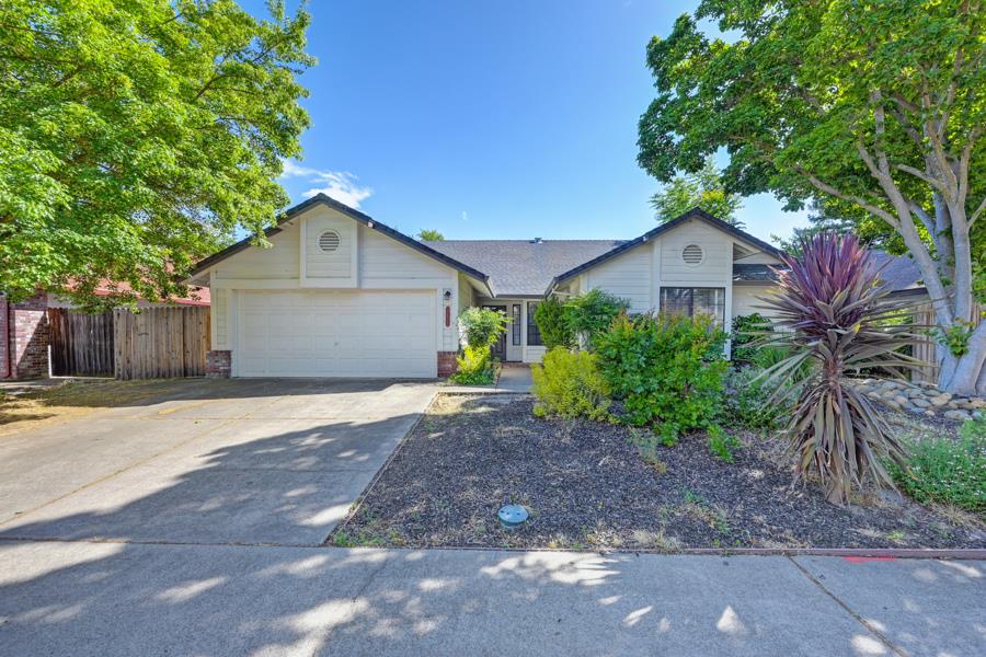 River Mist Way, Rancho Cordova, California image 1