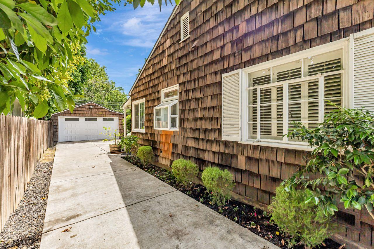Detail Gallery Image 66 of 68 For 1800 8th Ave, Sacramento,  CA 95818 - 4 Beds | 1/1 Baths