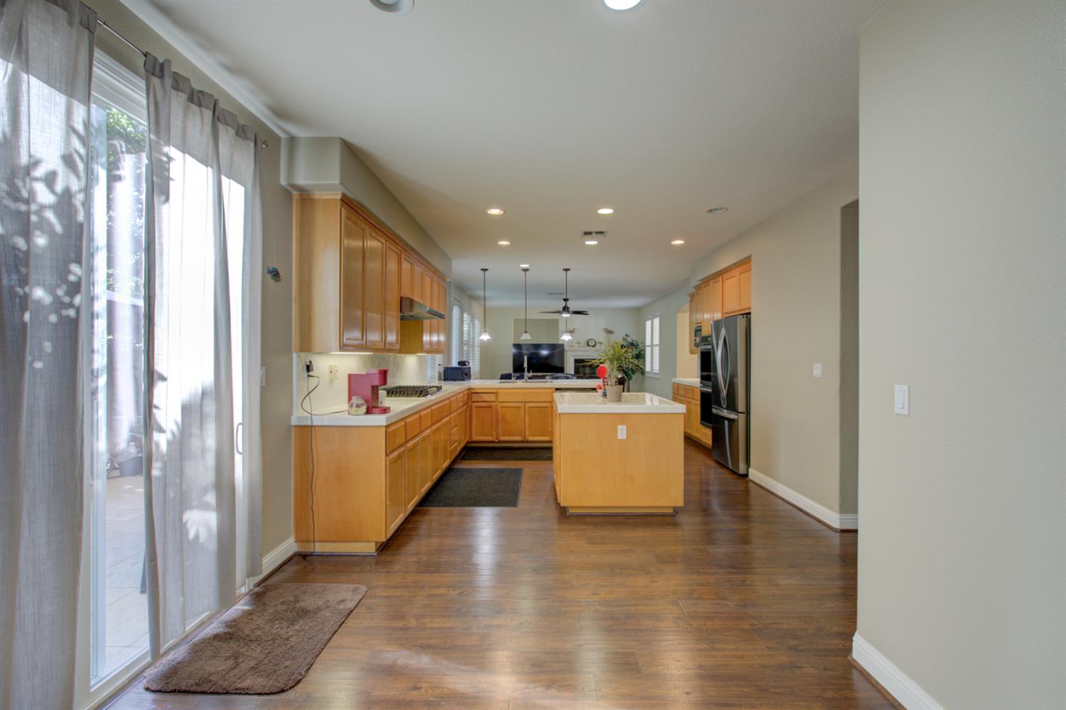 Detail Gallery Image 29 of 71 For 512 Squash Creek Ln, Patterson,  CA 95363 - 5 Beds | 3/1 Baths