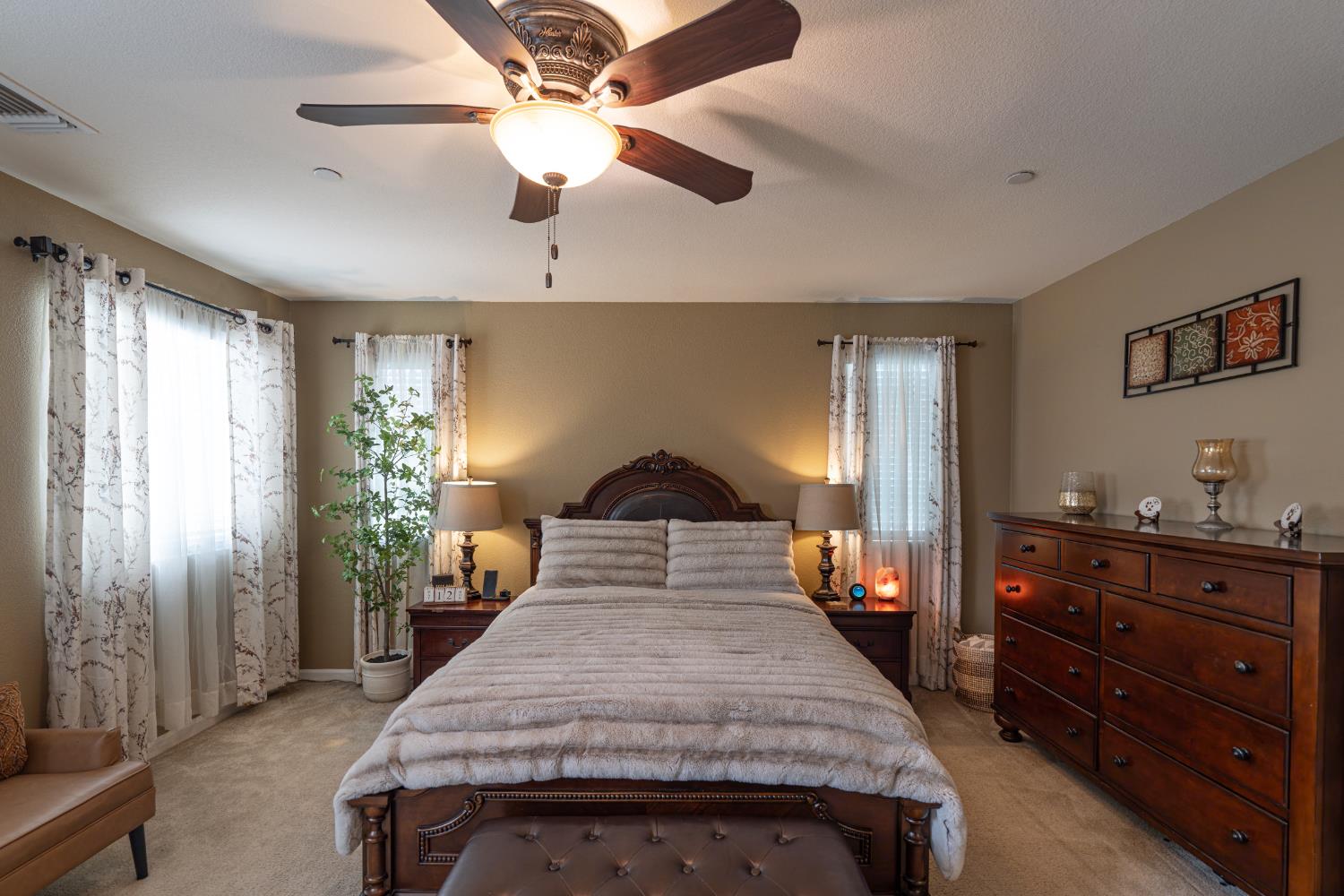 Detail Gallery Image 36 of 52 For 5271 Cloud Crest Way, Sacramento,  CA 95835 - 3 Beds | 2/1 Baths