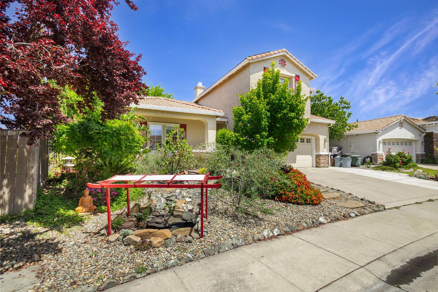 Detail Gallery Image 4 of 51 For 1637 Dreamy Way, Sacramento,  CA 95835 - 3 Beds | 3 Baths