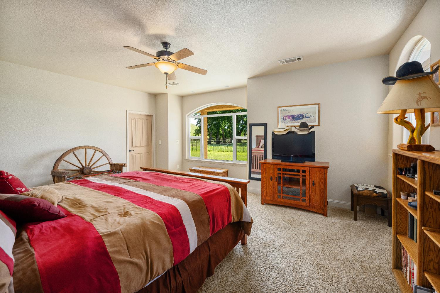 Detail Gallery Image 21 of 89 For 15605 Johnson Rd, Red Bluff,  CA 96080 - 4 Beds | 4 Baths