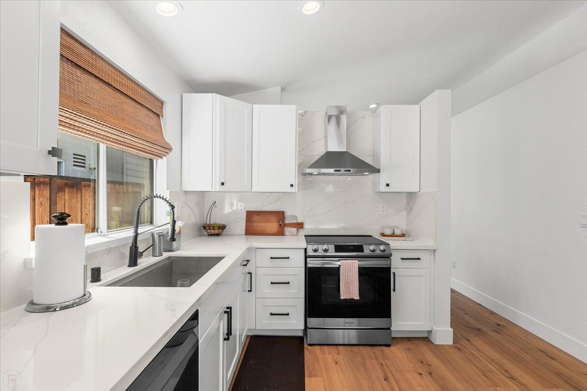 Detail Gallery Image 16 of 40 For 471 Pombo Square Dr, Tracy,  CA 95376 - 3 Beds | 2 Baths