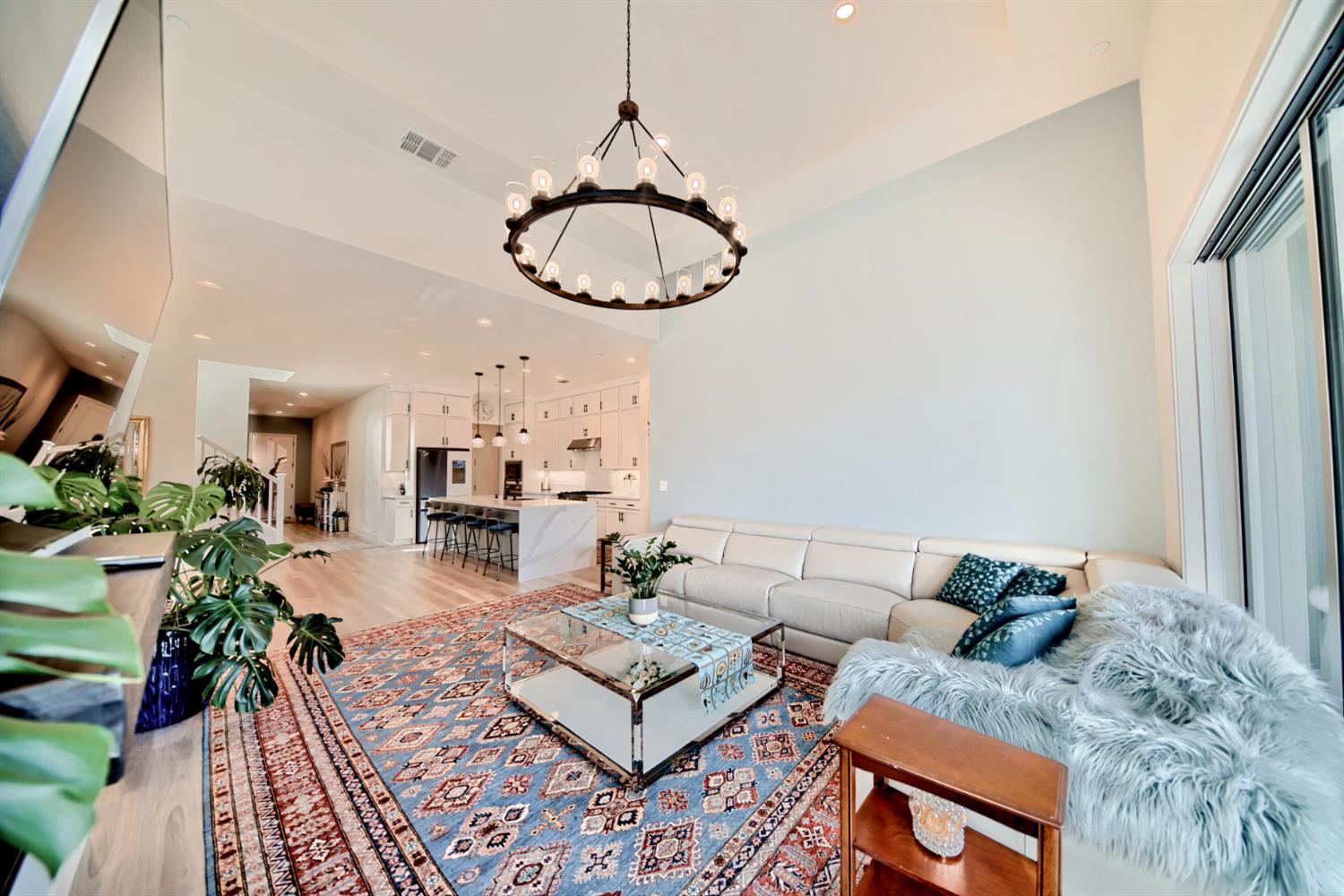 Detail Gallery Image 9 of 98 For 2931 Granger St, Tracy,  CA 95377 - 5 Beds | 4/1 Baths