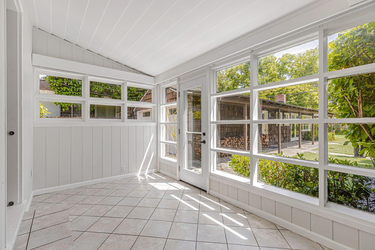 Detail Gallery Image 43 of 68 For 1800 8th Ave, Sacramento,  CA 95818 - 4 Beds | 1/1 Baths