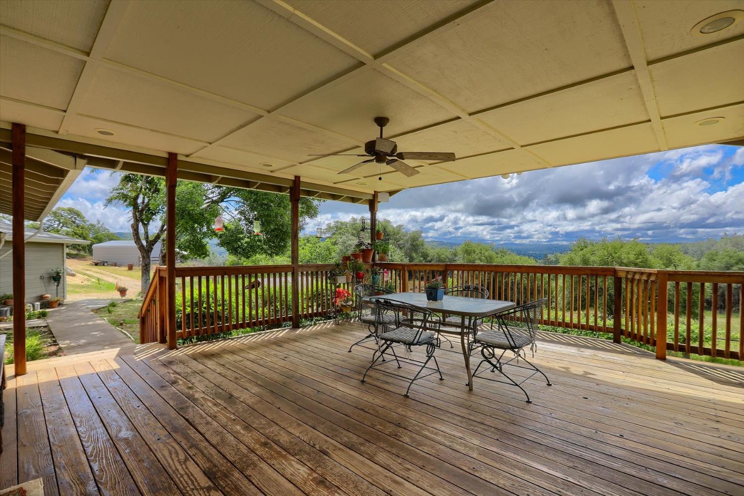 Detail Gallery Image 1 of 65 For 18386 Piper Ln, Penn Valley,  CA 95946 - 3 Beds | 2 Baths