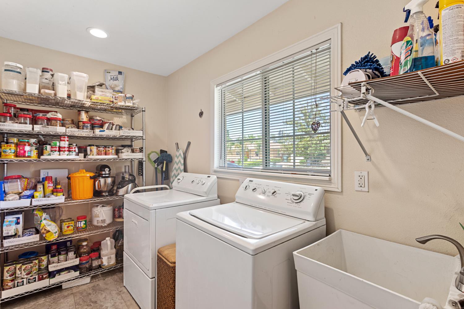 Detail Gallery Image 29 of 29 For 3136 Chelsea Rd, Sacramento,  CA 95864 - 4 Beds | 2 Baths