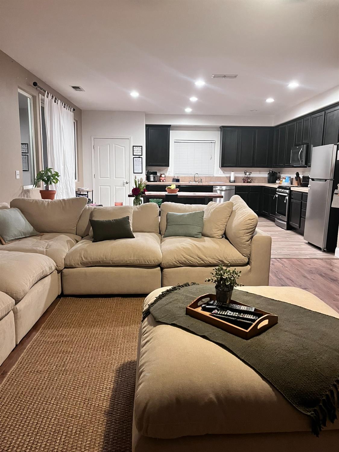 Seville Way, Merced, California image 22