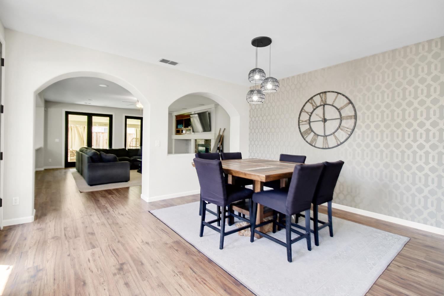 Detail Gallery Image 17 of 57 For 3068 Sparrow Dr, Sacramento,  CA 95834 - 4 Beds | 3 Baths