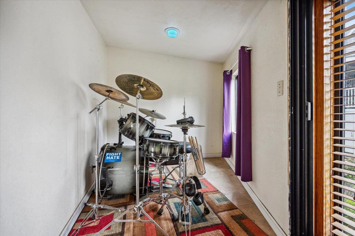 Detail Gallery Image 9 of 43 For 407 Chapel St, Grass Valley,  CA 95945 - 3 Beds | 2 Baths