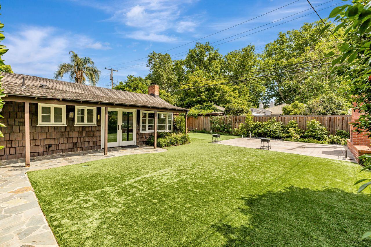 Detail Gallery Image 68 of 68 For 1800 8th Ave, Sacramento,  CA 95818 - 4 Beds | 1/1 Baths