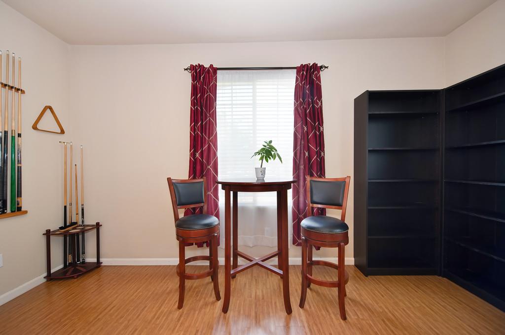 Detail Gallery Image 9 of 42 For 1437 Freeman Ct, Plumas Lake,  CA 95961 - 3 Beds | 2 Baths