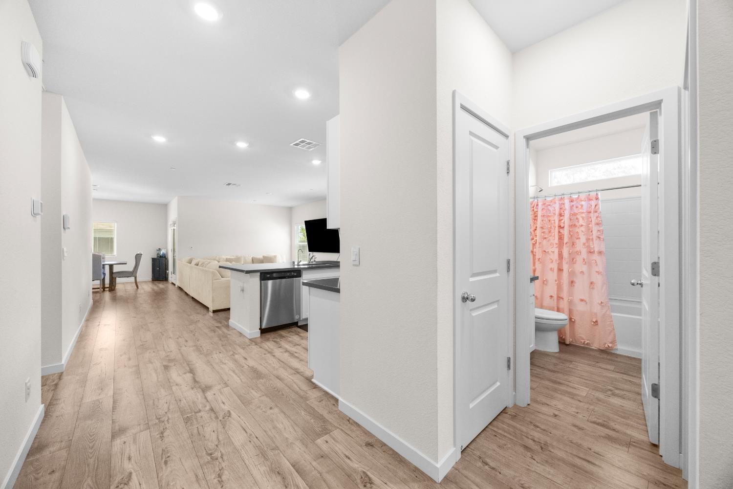 Tamarack Court, Olivehurst, California image 5