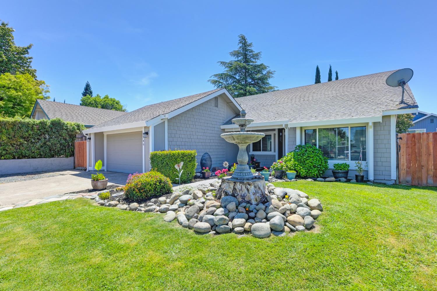 Detail Gallery Image 3 of 33 For 6546 Skyview Dr, Orangevale,  CA 95662 - 4 Beds | 2 Baths