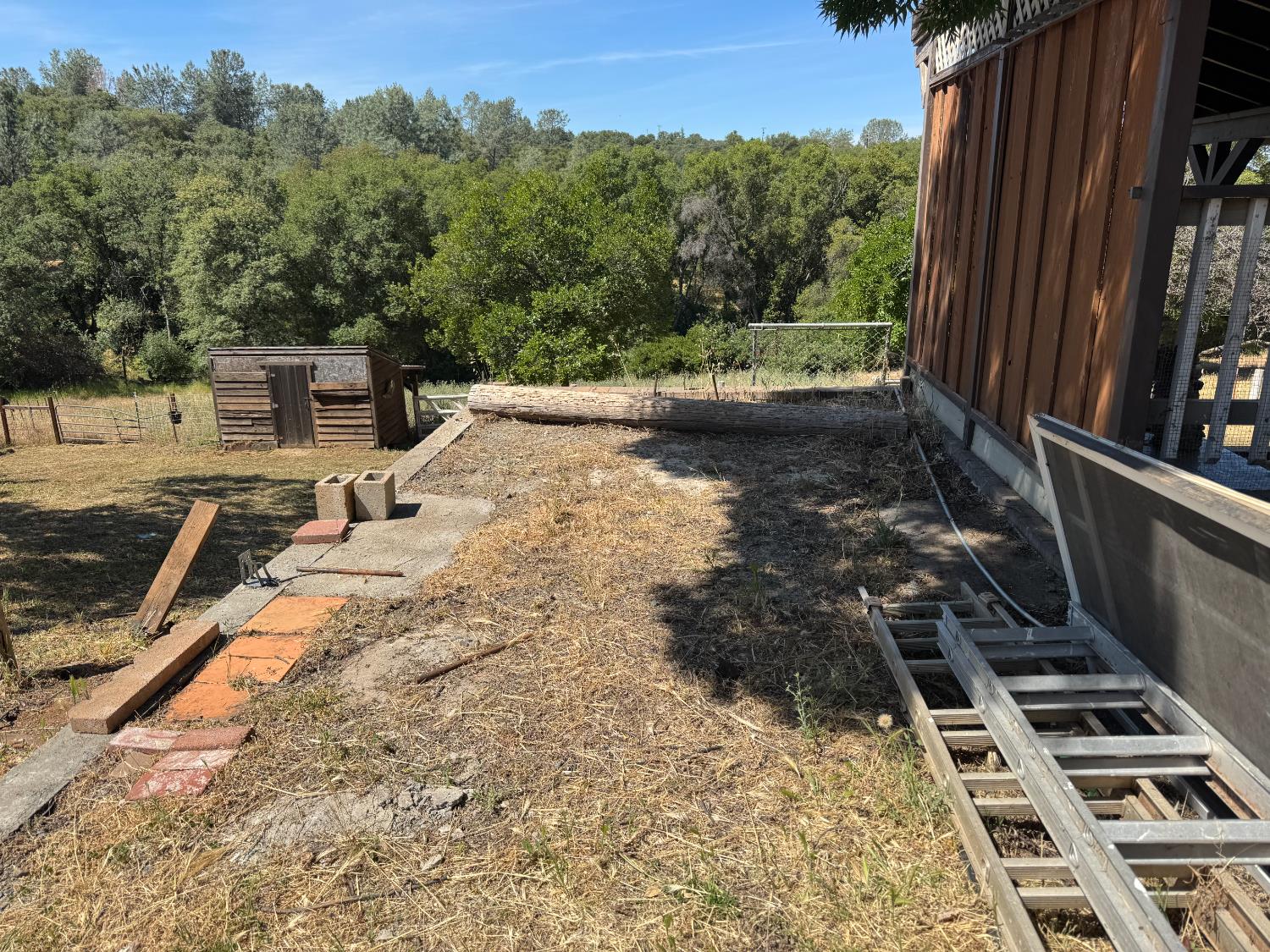Margarita Court, Coulterville, California image 38