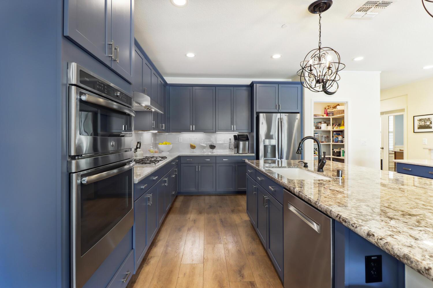 Detail Gallery Image 16 of 53 For 2024 Miekle Ave, Woodland,  CA 95776 - 3 Beds | 2/1 Baths