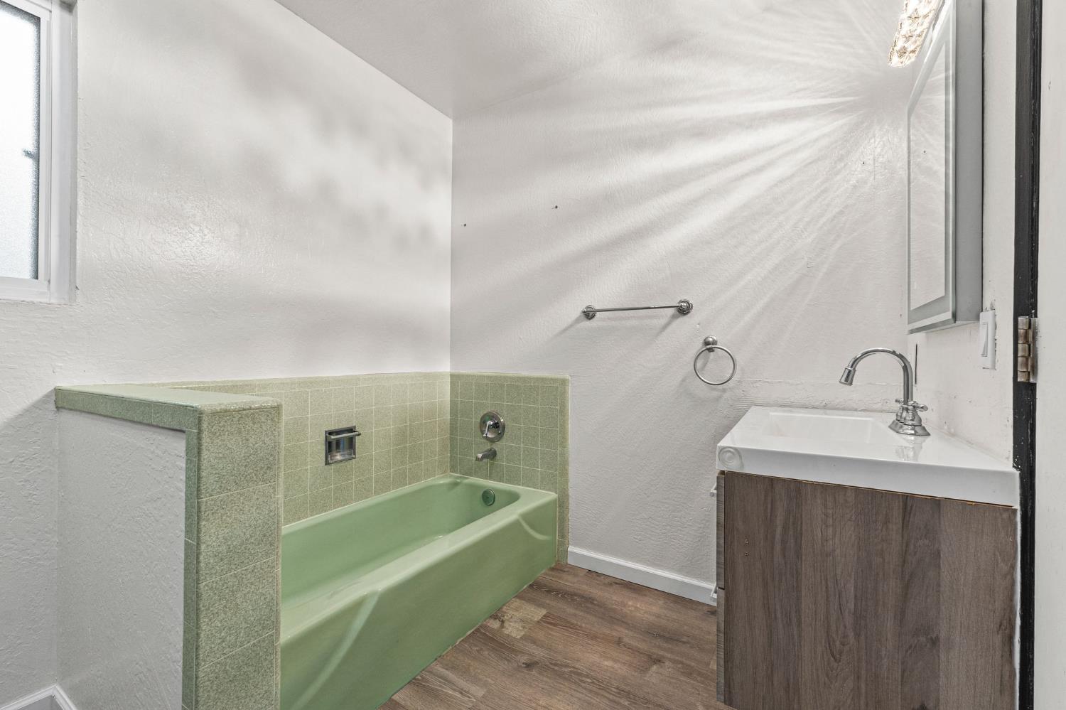 Detail Gallery Image 26 of 44 For 2809 Gardella Ln, Camino,  CA 95709 - 4 Beds | 3/3 Baths