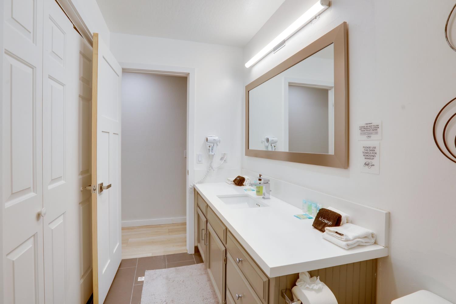 Detail Gallery Image 19 of 25 For 391 Tahoe Woods Blvd, Tahoe City,  CA 96145 - 3 Beds | 2 Baths