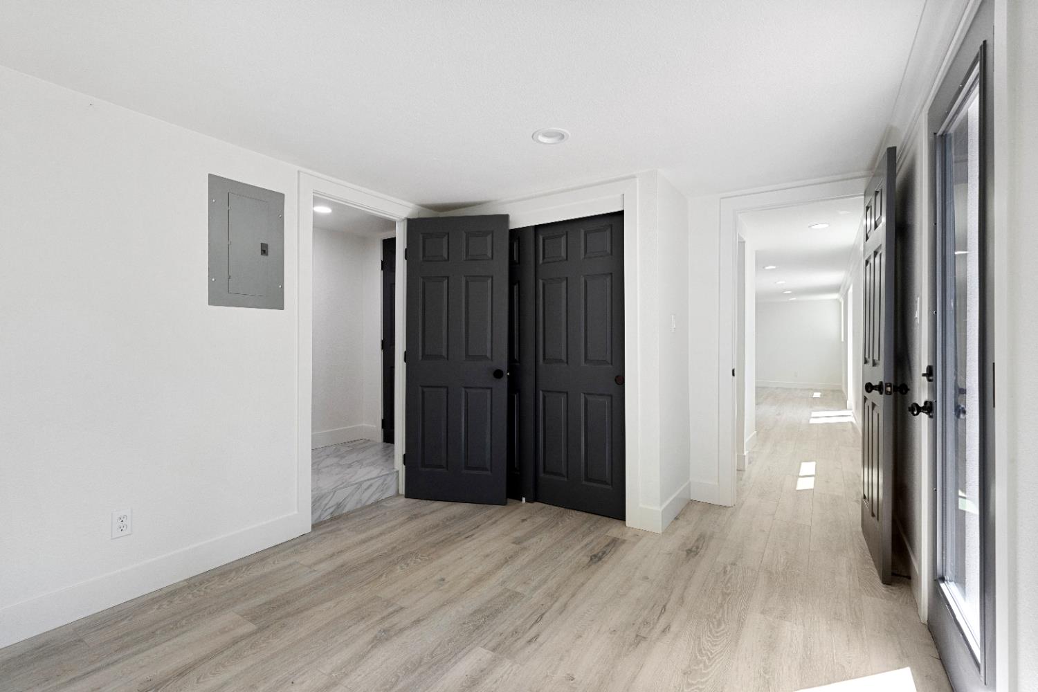 Detail Gallery Image 32 of 40 For 2124 Scenic Dr, Modesto,  CA 95355 - 4 Beds | 3/1 Baths