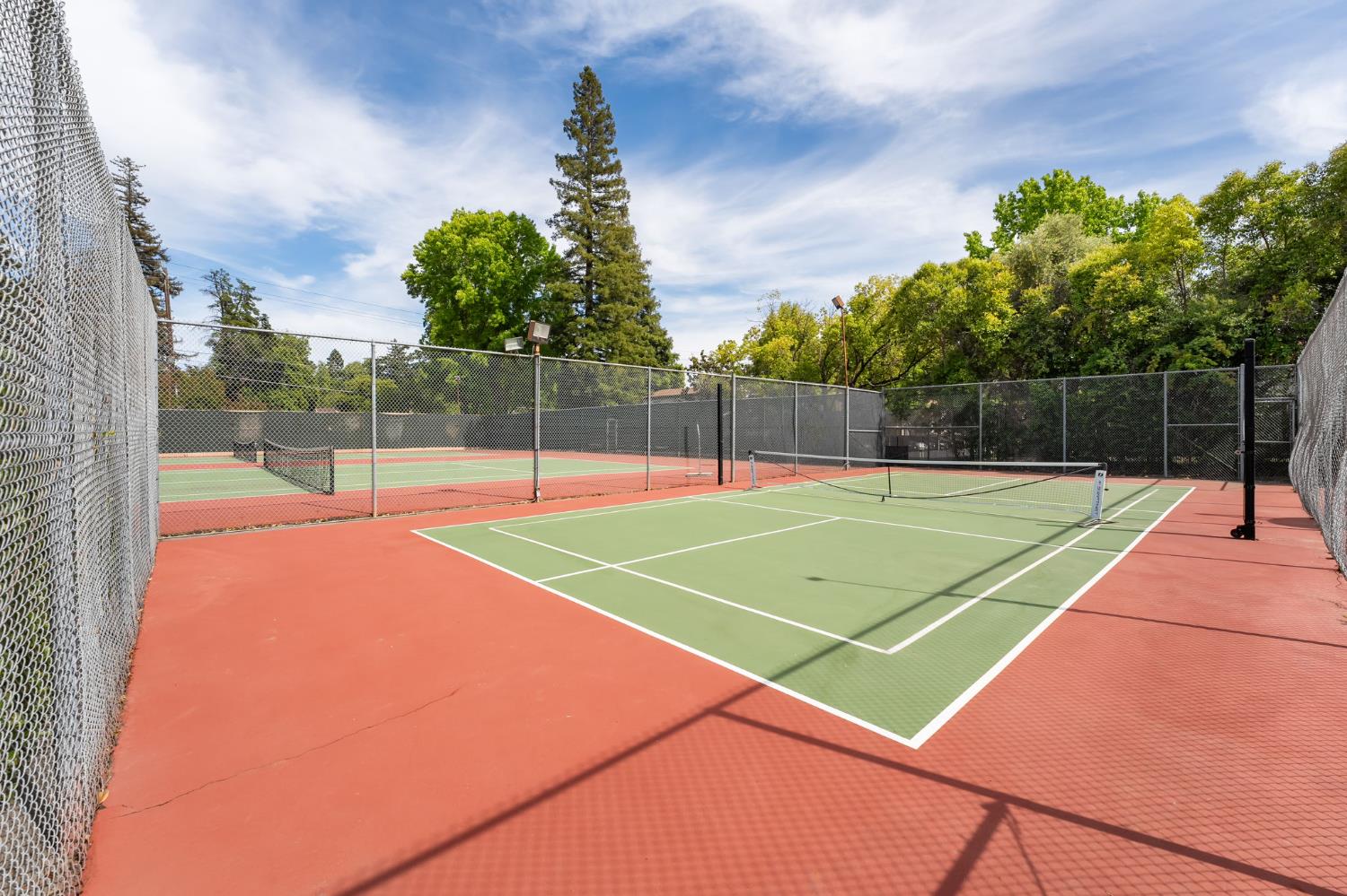 Detail Gallery Image 30 of 30 For 1738 Bannon Creek Dr, Sacramento,  CA 95833 - 3 Beds | 2 Baths